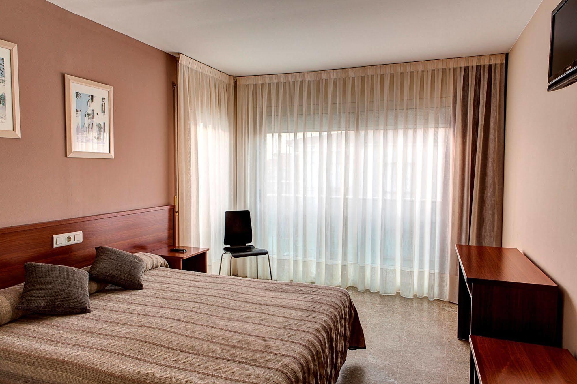 Hotel Calafell Platja Mar Экстерьер фото